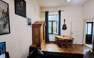 Apartament 2 camere la casa, curte si garaj! zona centrala! - Poză 10