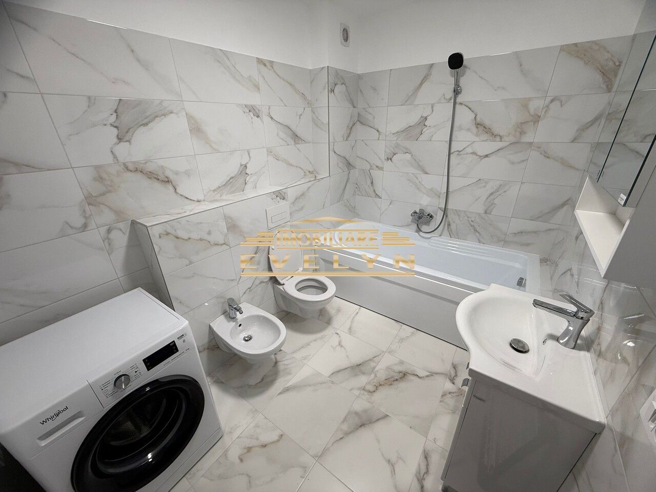 Inchiriere apartament 2 camere – Bloc nou, Zona Piața Mare (Războieni) - Poză 8