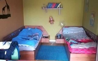 Jumătate de duplex lângă pădure – liniște, aer curat, acasă. - Poză 3