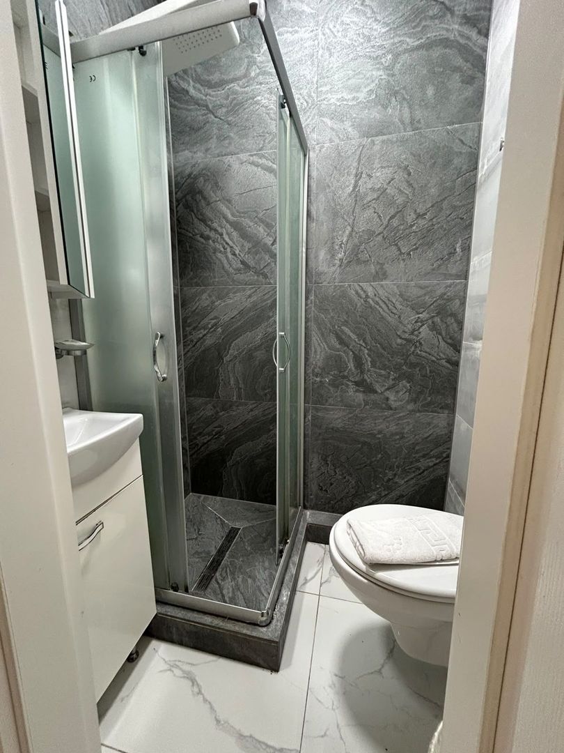 APARTAMENT 3 CAMERE DE INCHIRIAT - Poză 15