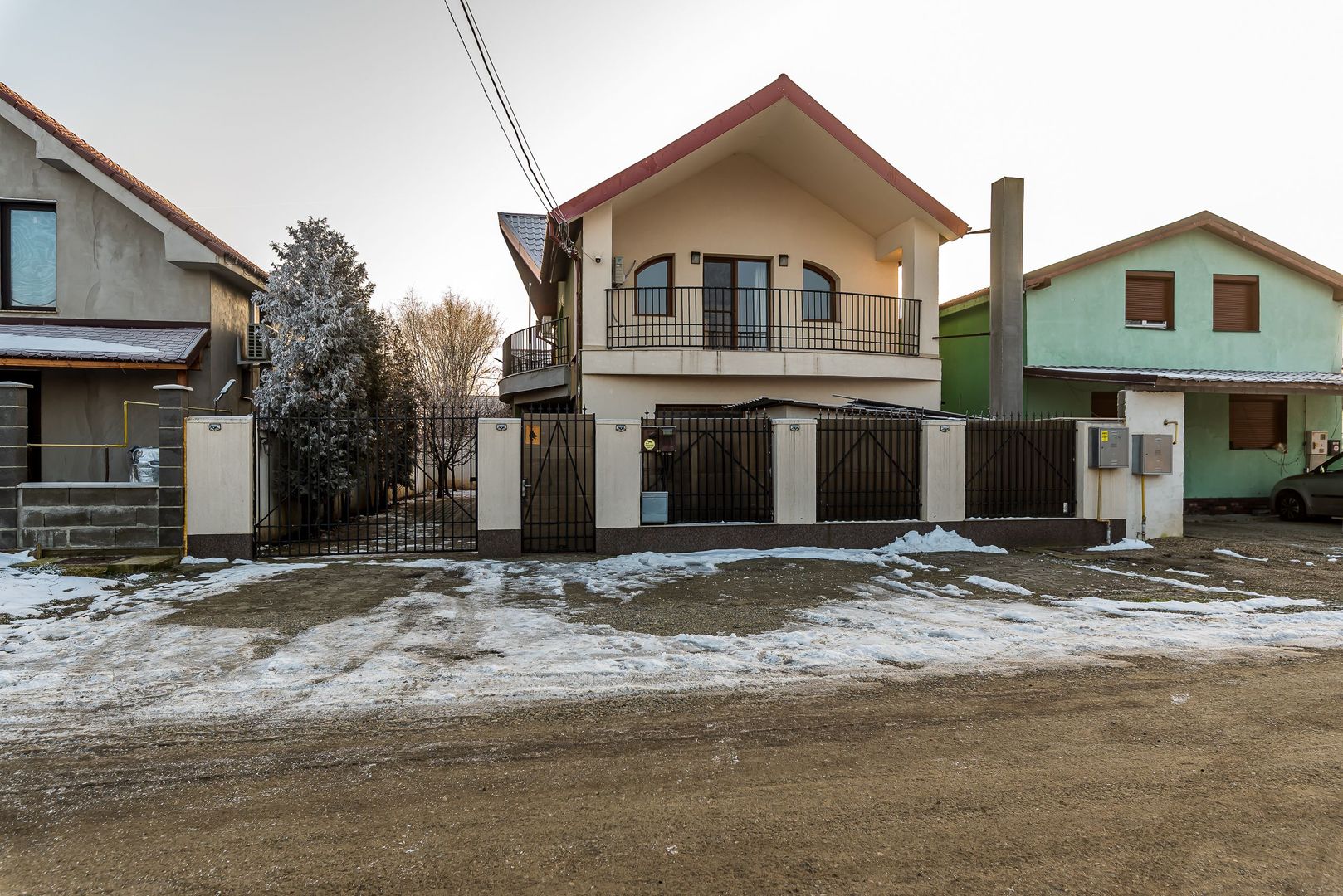 Vilă modernă 4 camere,  3 bai – Zimandcuz, jud. Arad - COMISION 0 - Poză 7