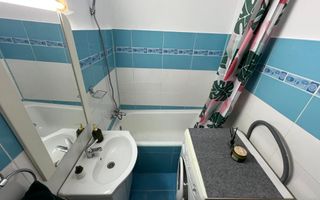 Garsoniera, 4 ap. pe nivel/etaj, conditii moderne. - Poză 12