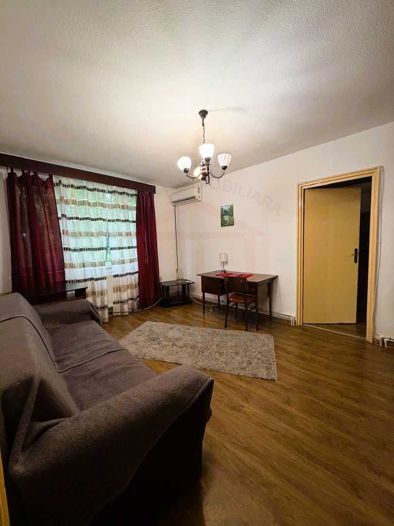Închiriez apartament 2 camere – Mazepa 1 - Poză 3