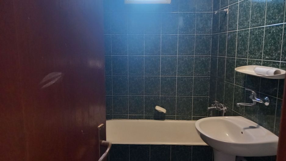 BRASADAS vinde ap 2 cam etaj 4/4 Calea Traian. - Poză 10