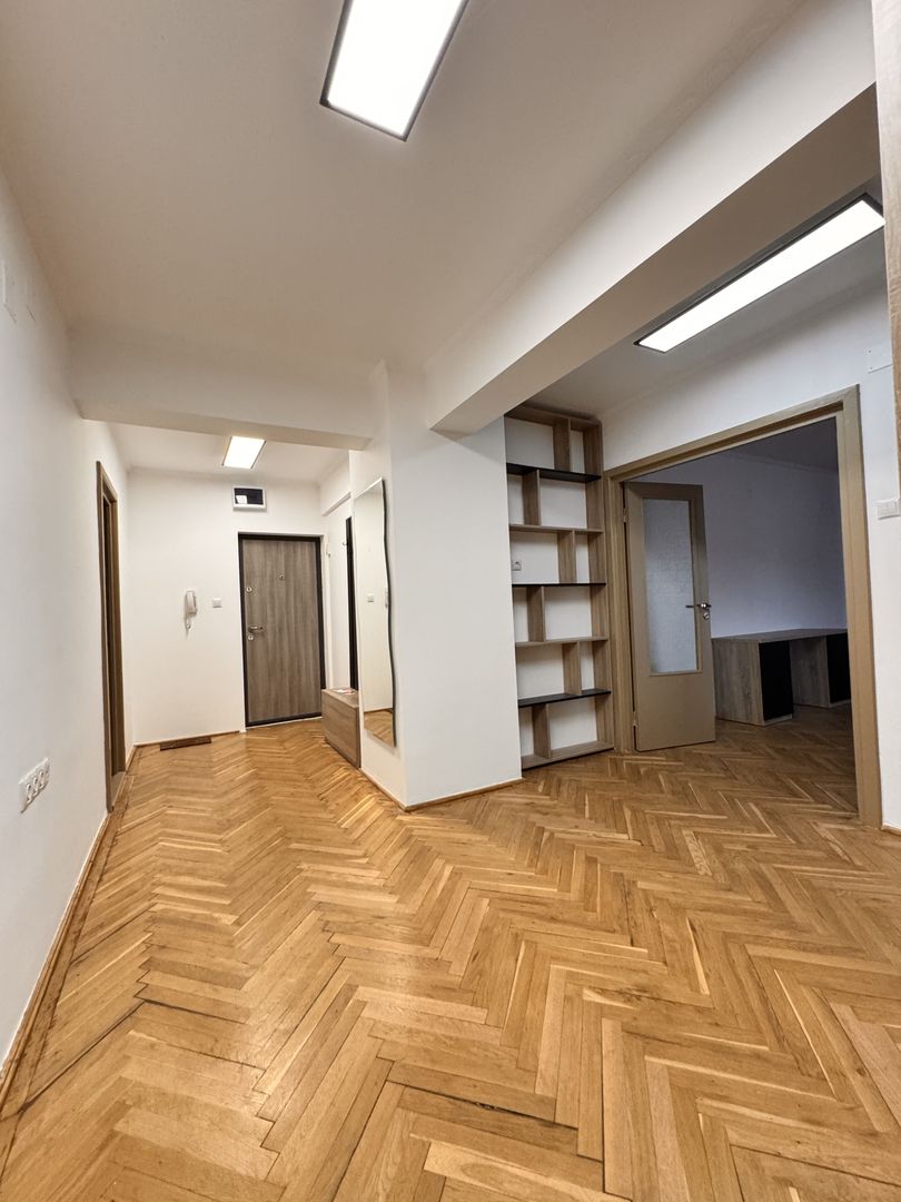 Apartament 3 camere, zonă centrală Oradea - Poză 14