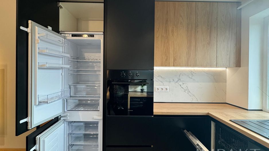 Proprietar ofer apartament la prima inchiriere - Poză 6