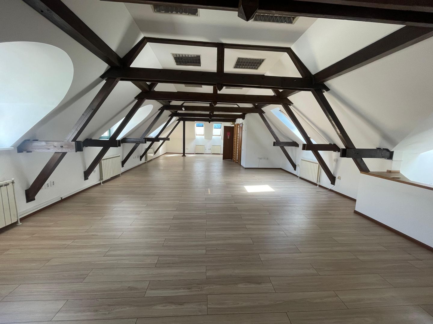 Oportunitate unica - Aviatorilor - Schiță 5