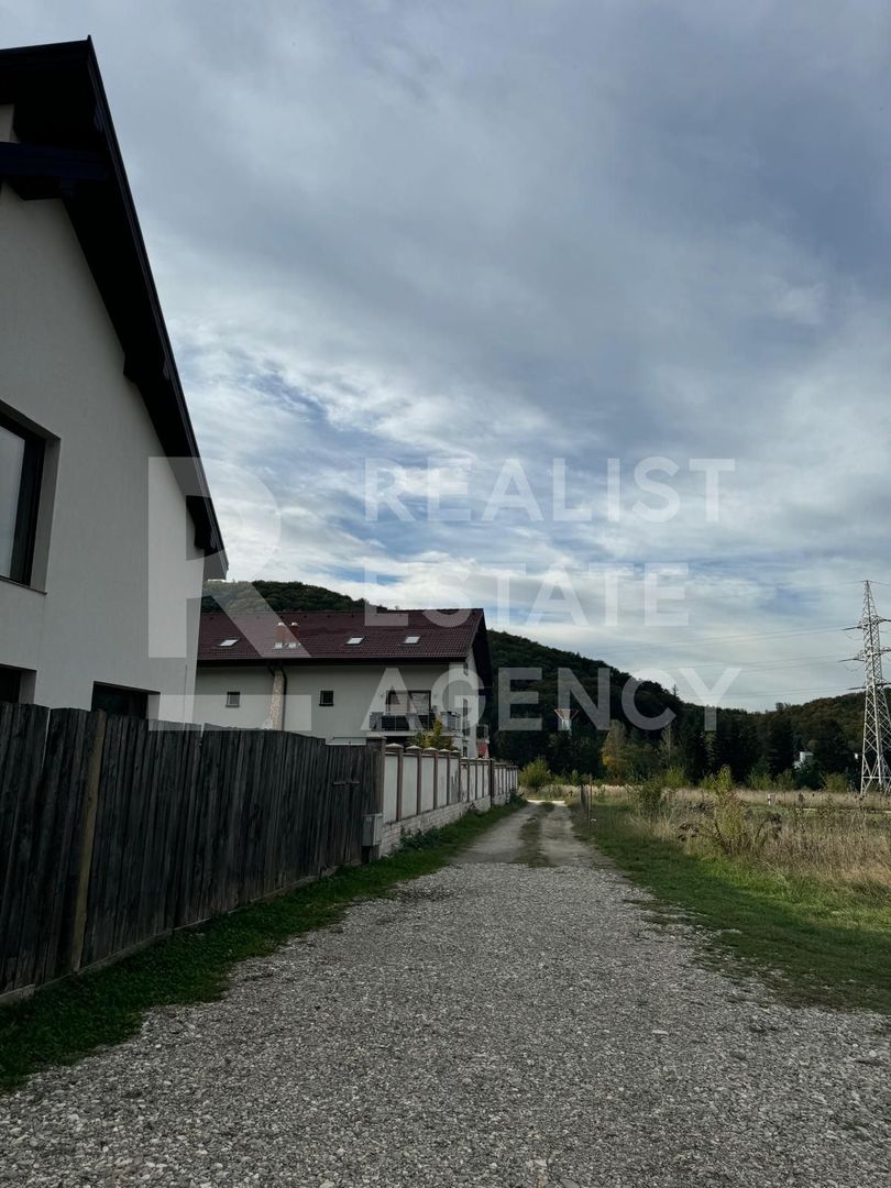 Vânzare, teren pentru construcții, str. Carpenului, Săcele - Poză 3