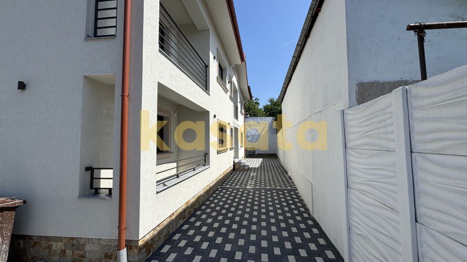 Casă individuală la curte - 1 km de metrou si Parc Bazilescu - Poză 1