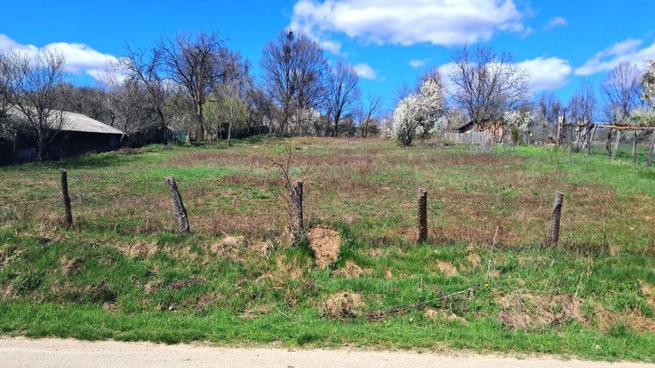 TEREN INTRAVILAN ȘI EXTRAVILAN POLOVRAGI - Poză 2