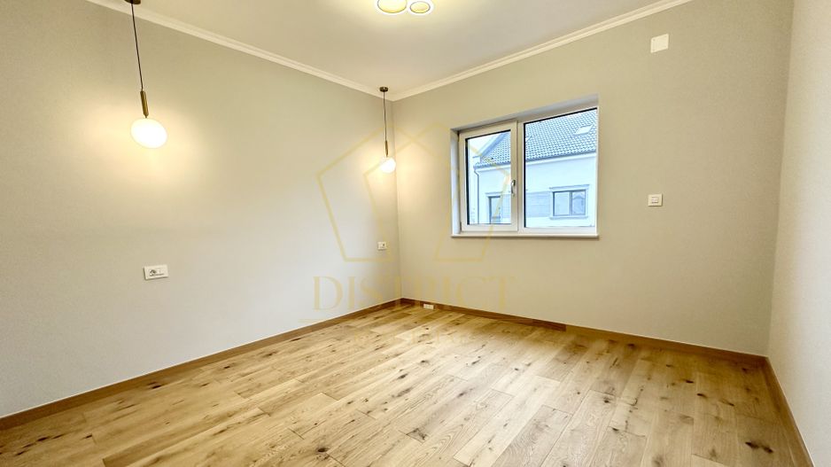 Case insiruite cu 4 si 5 camere | Sacalaz - Poză 5