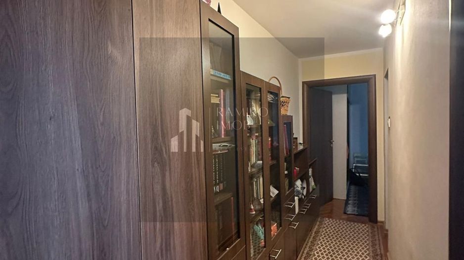 3 camere zona Bd Alexandru Obregia/CENTRALA/PARCARE - Poză 3