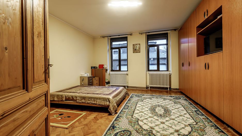 Casă solidă din cărămidă lângă Malul Mureșului cu 750 mp de teren - Poză 1