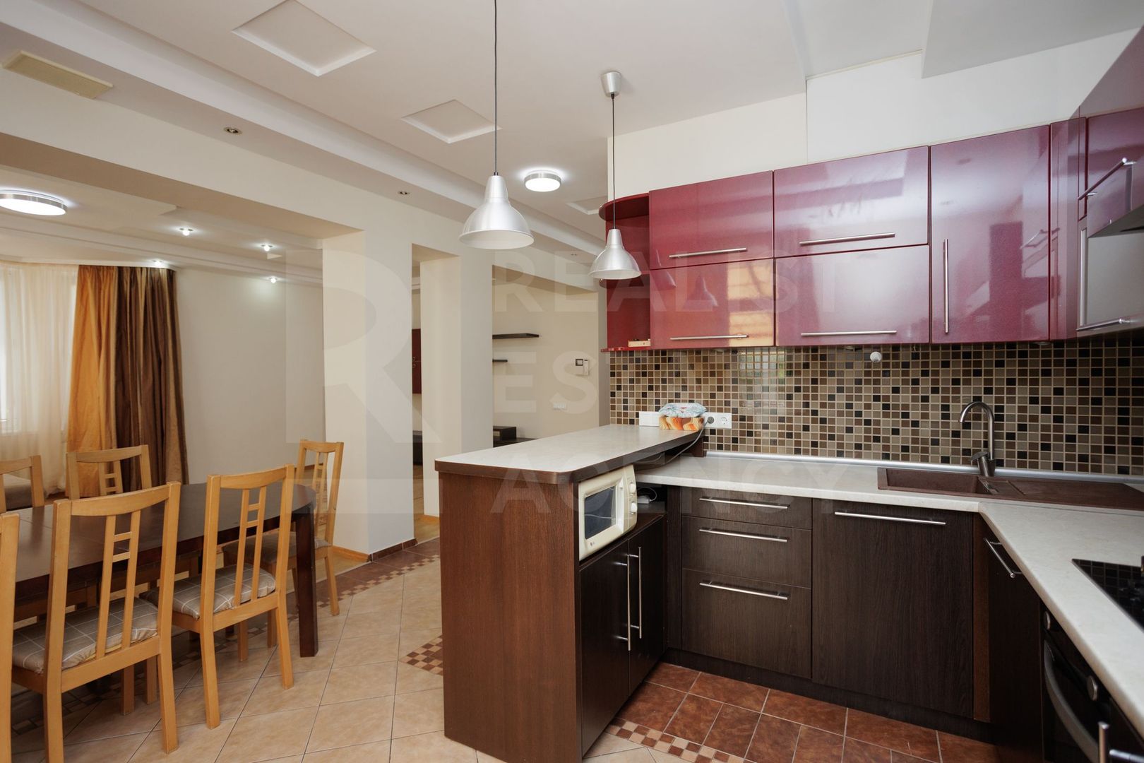 Chirie, casă,4 camere, str. Vânătorilor, Telecentru - Poză 11
