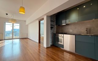 Apartament 3 camere modern – 2015, luminos - Poză 1