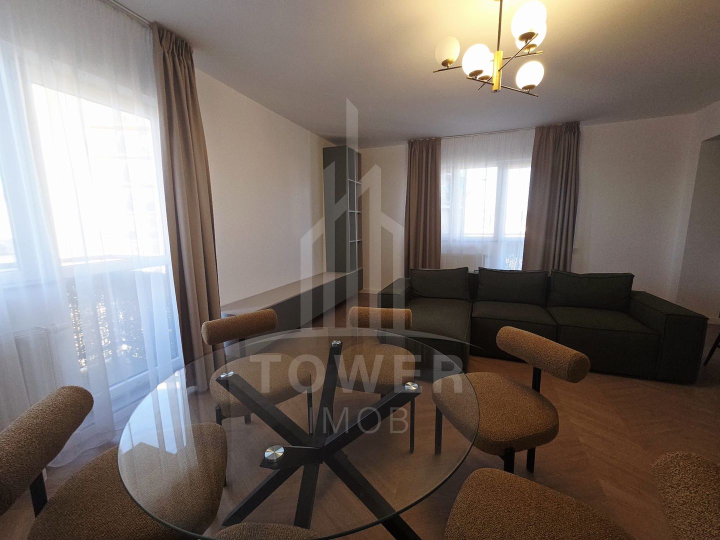 Apartament 4 camere  supwr lux de închiriat - Poză 2