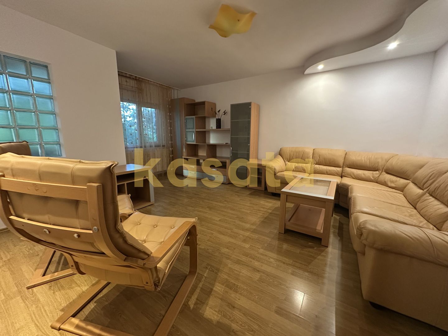 Apartament 3 Camere 🏡 | Uverturii 📍| Posibilitate Centrală Proprie - Poză 1