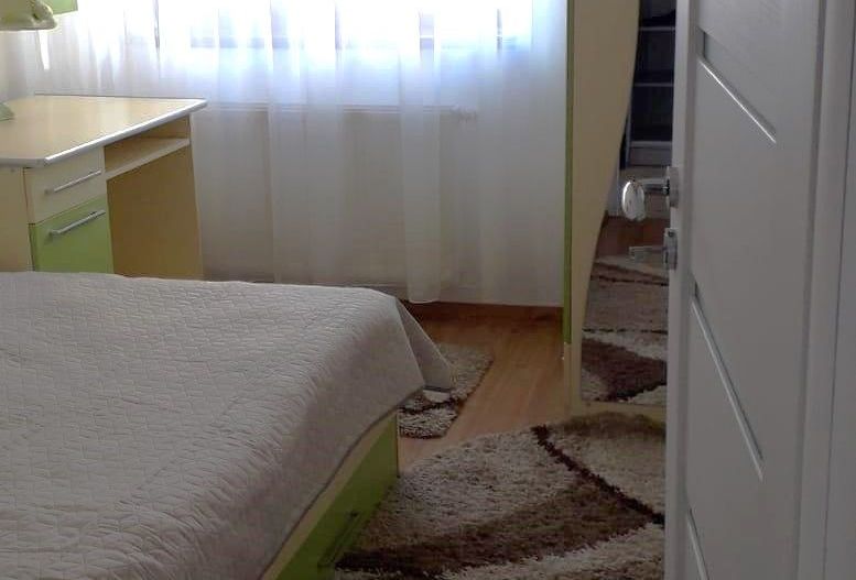 Apartament 3 camere Tractorul - Poză 8