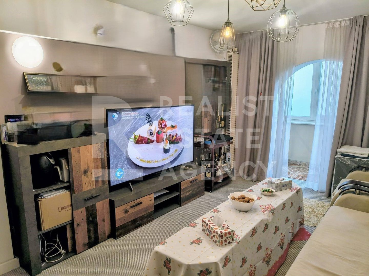 Vânzare apartament, 4 camere, Calea București, Brașov - Poză 1