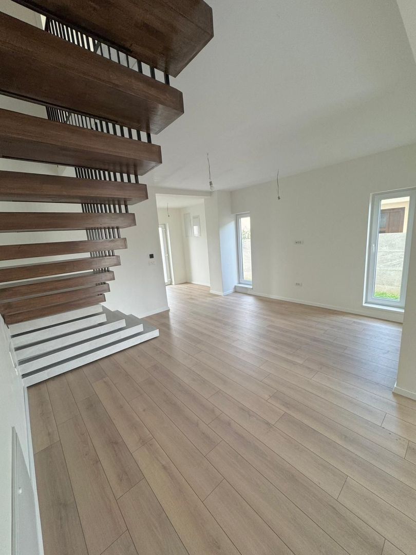 4 CAMERE, DUPLEX MODERN, SAG - Poză 1