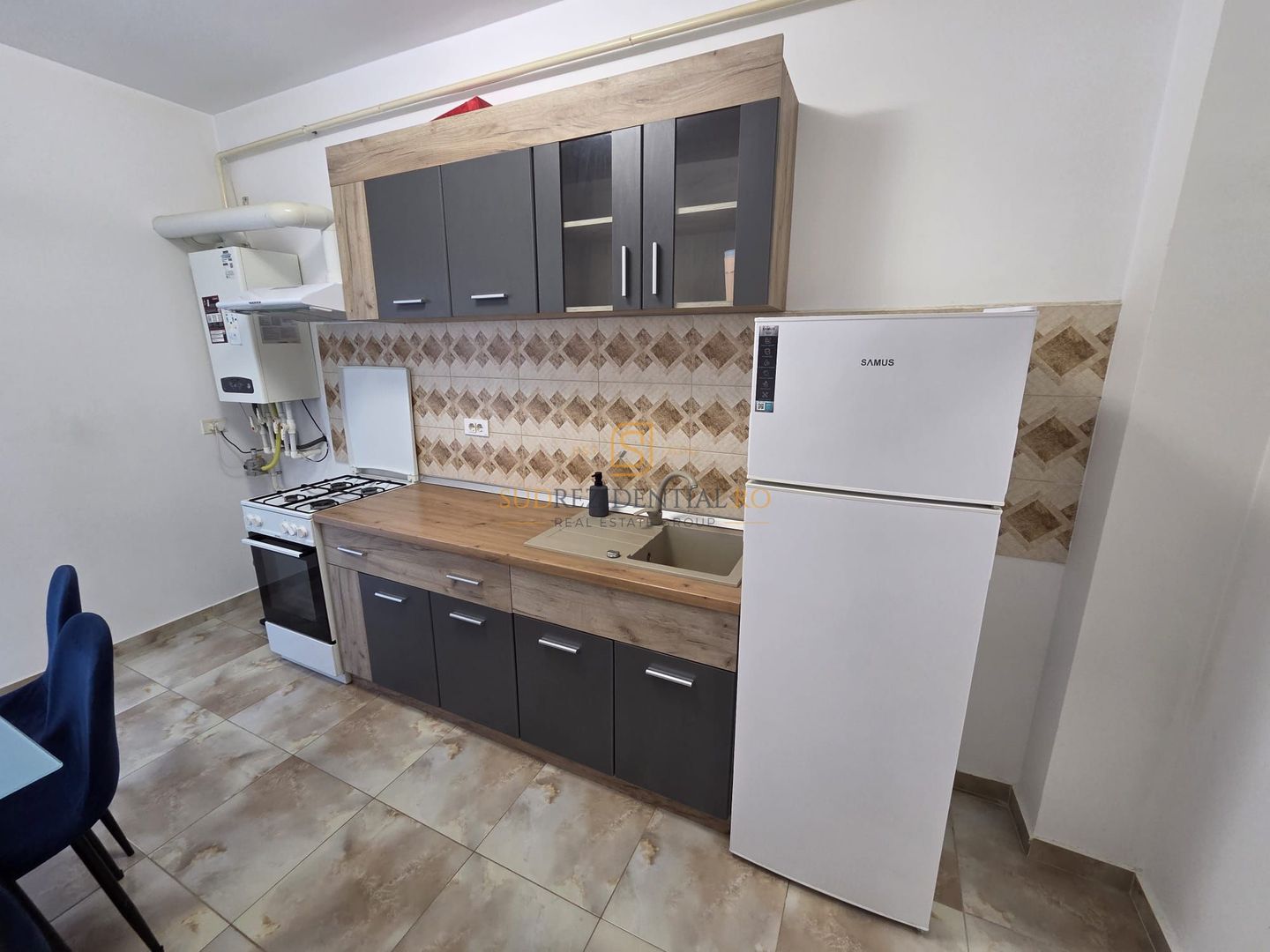 Apartament 2 camere de închiriat, The Grand Kristal Residence Sector 4 - Poză 24