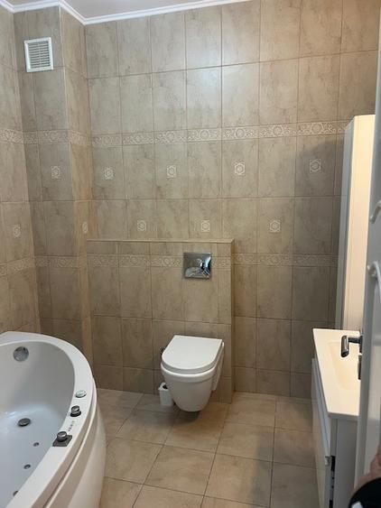 Apartament 3 camere de vânzare – Mamaia Cazino - Hot Sale - Poză 4