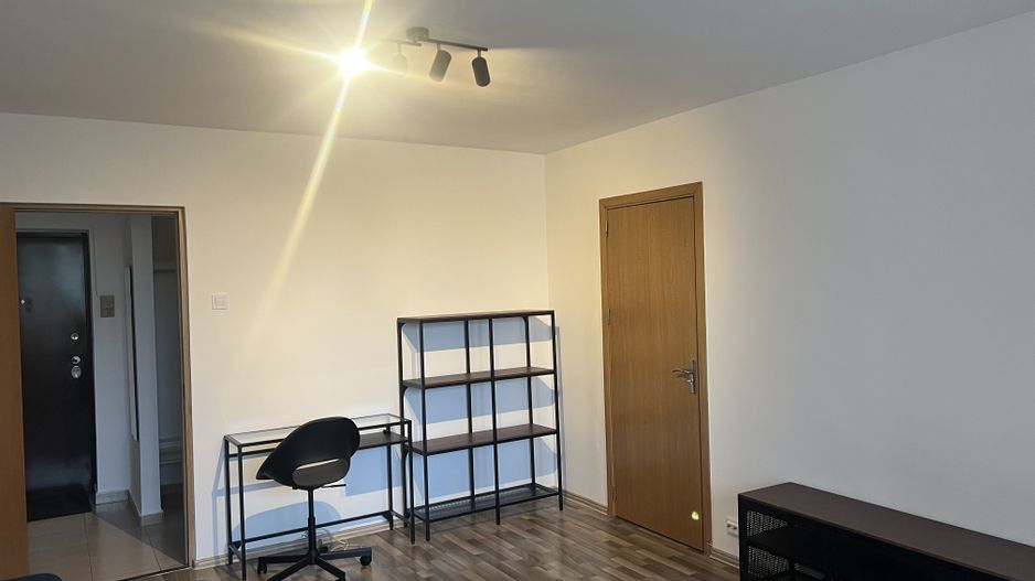 🏡 De închiriat 2 camere  | AC | balcon | Drumul Taberei | Pet Friendly - Poză 4