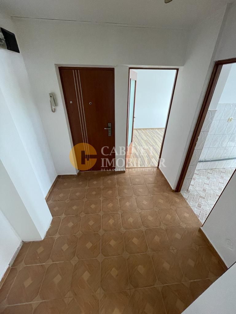 Etaj 3 apartament cu 2 camere decomadat zona Mircea-Galata - Poză 3
