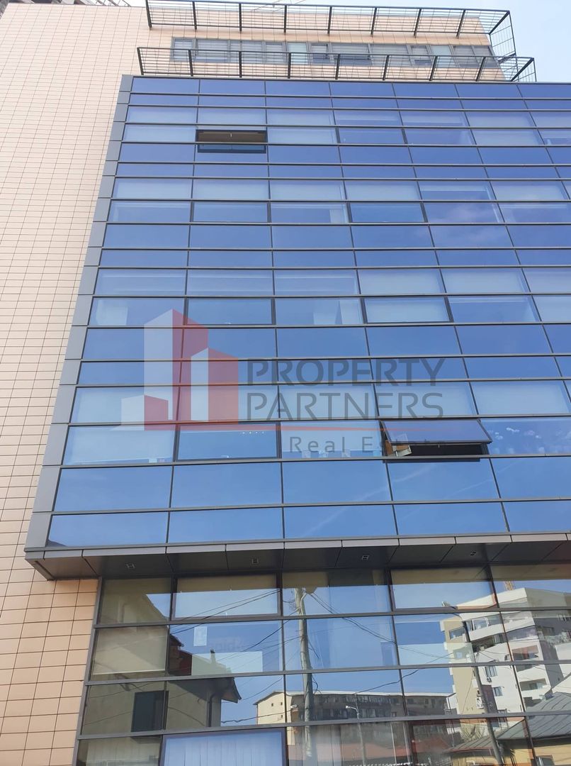 Imobil cu spatii de birouri in zona Barbu Vacarescu - Poză 1