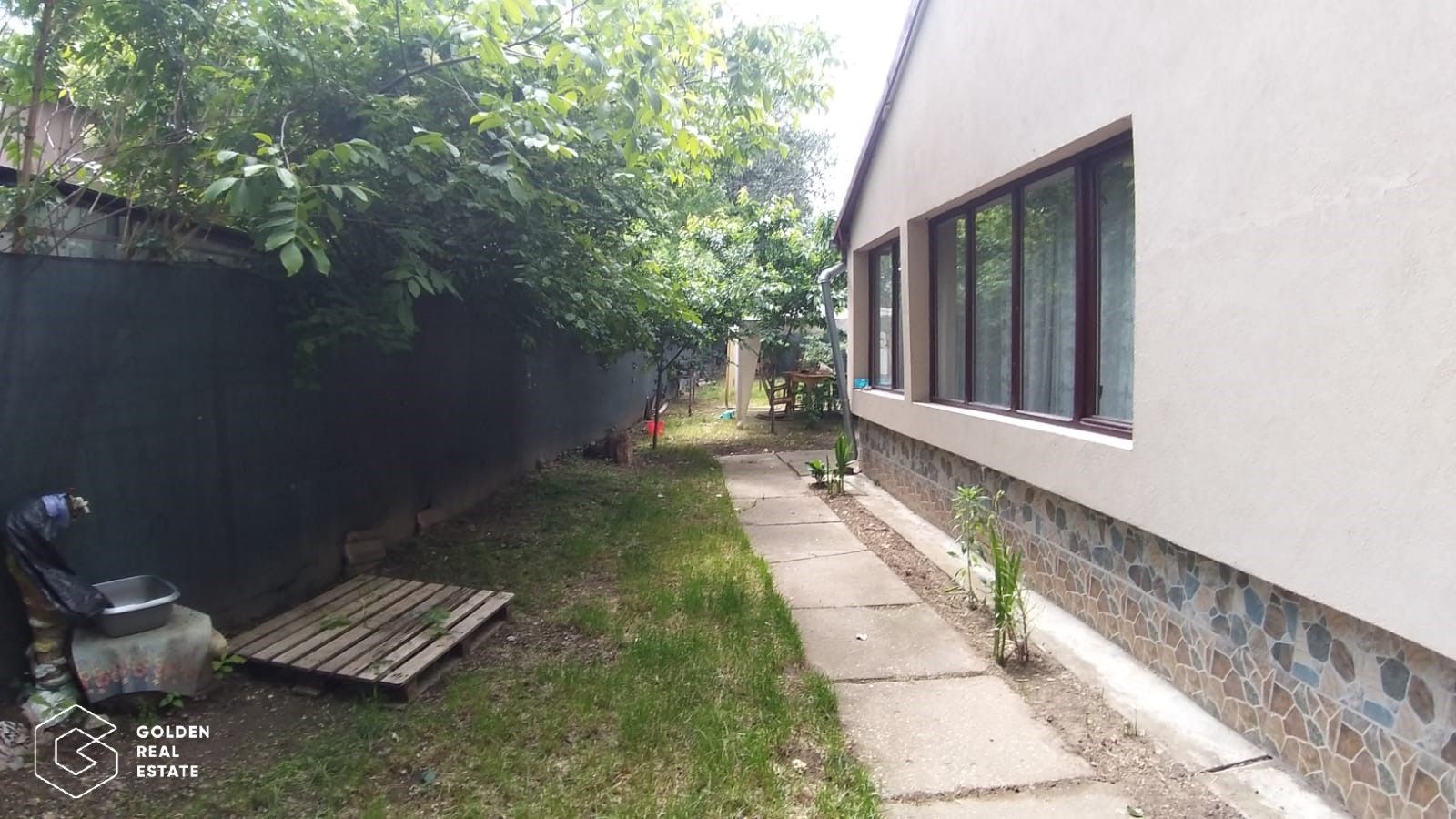 Casa din caramida, 3 camere, Insula Mures - Poză 2