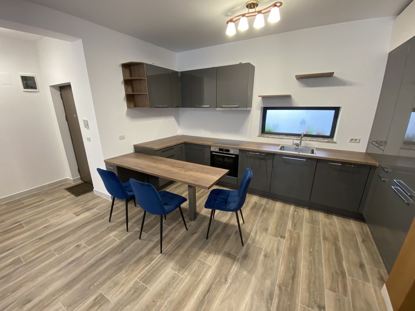 Apartament Dumbravita aproape de Padure - Poză 3