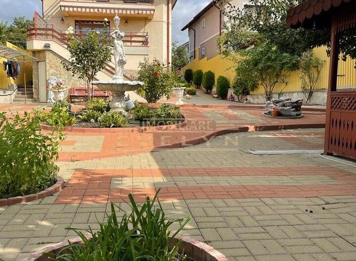 Vila de vanzare D+P+1 220 mp cu teren 300 mp, pret 285000 euro negociabil ! - Poză 10