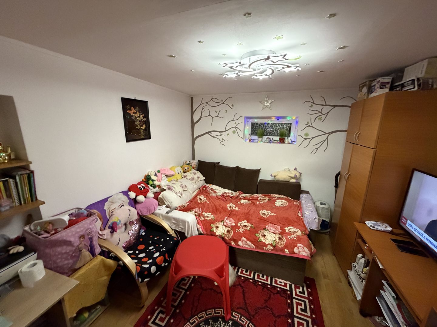 Casa în zona Republica - Poză 1