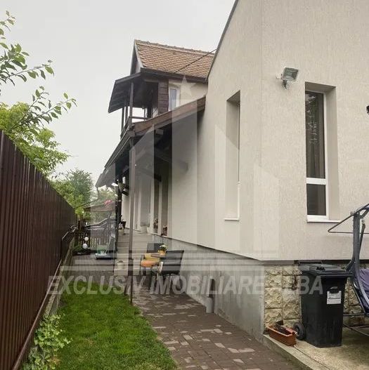 Imobil pretabil pensiune, clinica, spatiu birouri, Cetate - Poză 3