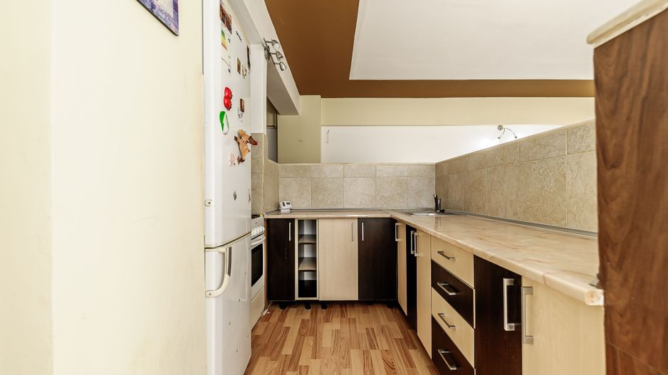 VANDUT Apartament cu 2 camere spațios si luminos - Poză 6
