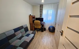 Apartament cu 4 camere renovat, 77mp, etaj 3/4 in Manastur ! - Poză 12