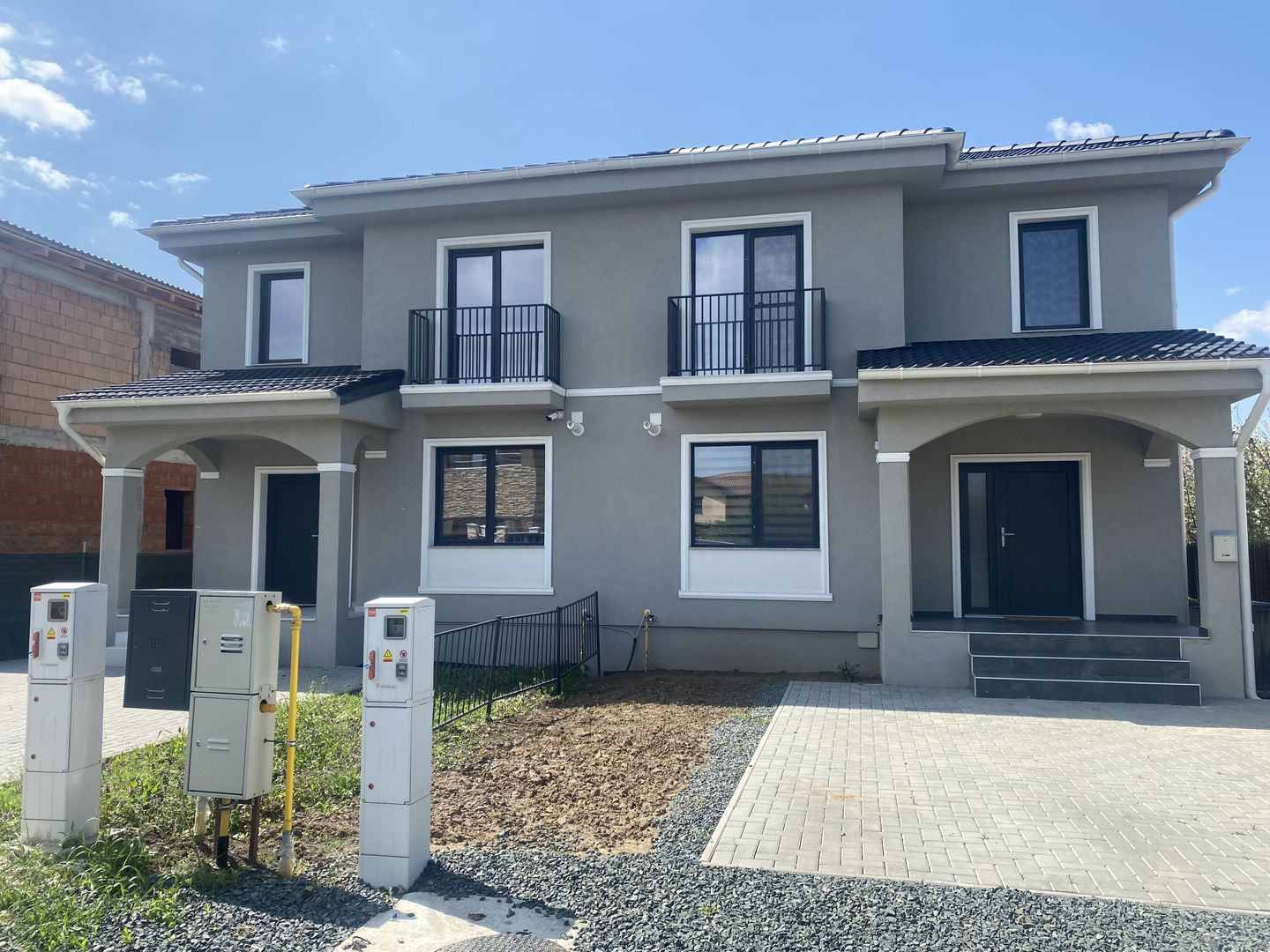 Duplex în stil mediteranean în Via Carmina - Vladimirescu - Poză 1