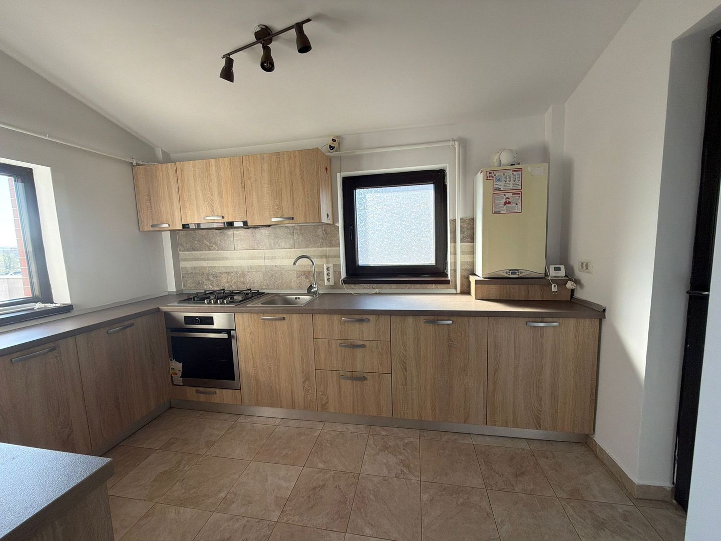 APARTAMENT 2 CAMERE SOS. ALEXANDRIEI - Poză 8