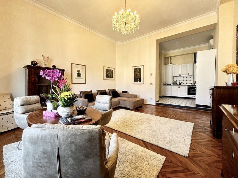 Tur virtual-2 camere, elegant arhitectural,  vedere in Piața Victoriei - Poză 6