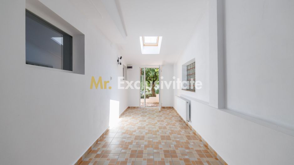 Proprietate multifunctionala | Doua cladiri | 581 mp | Pitesti - Poză 28