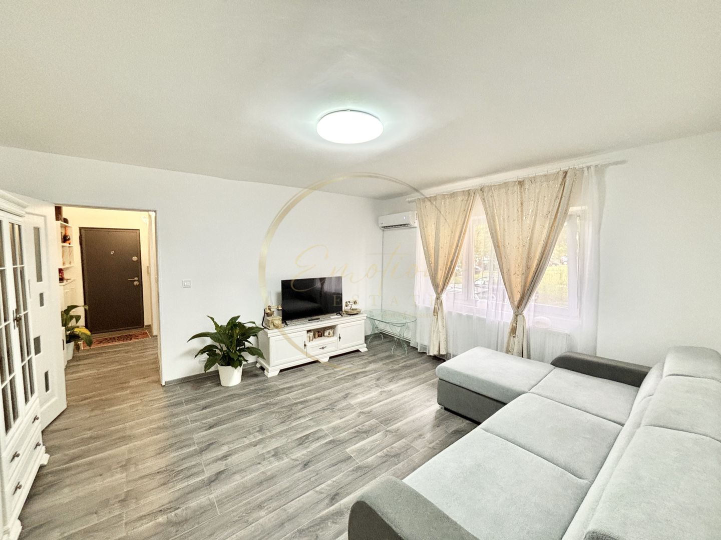 SUPER OFERTĂ | Apartament Superb 2 camere - Parcul Clăbucet | RENOVAT COMPLET - Poză 2