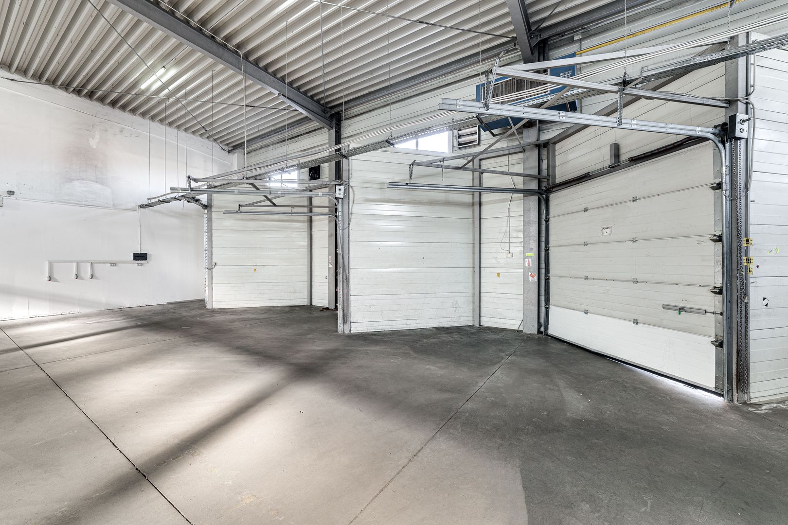 Hala industriala 1289 mp - Poză 9