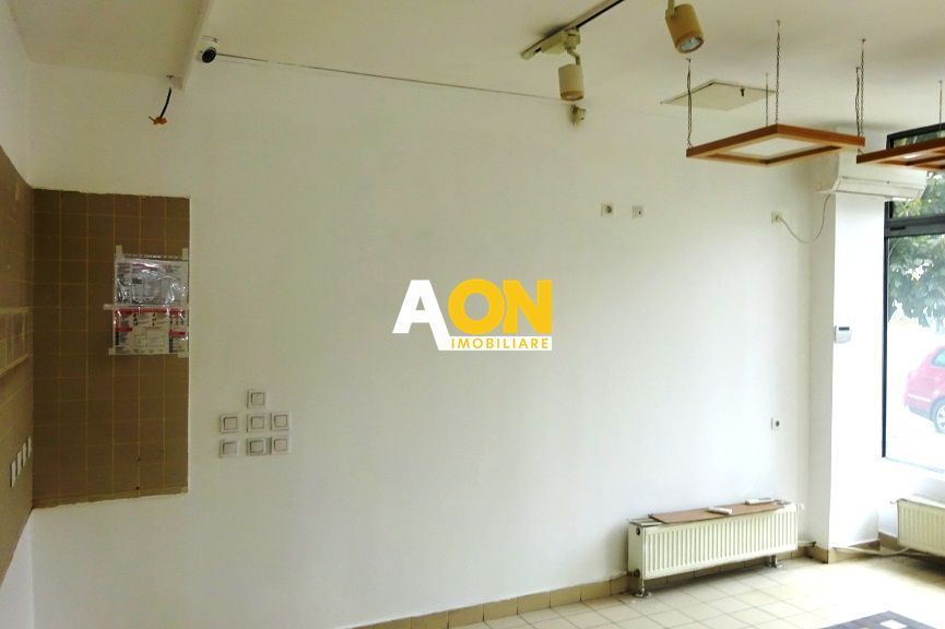 Spatiu comercial 38 mp utili zona B-dul Transilvaniei - Poză 3