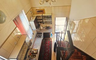 🏡 Casă spațioasă cu 9 camere în Strejnicu – pentru locuință, birouri - Poză 77