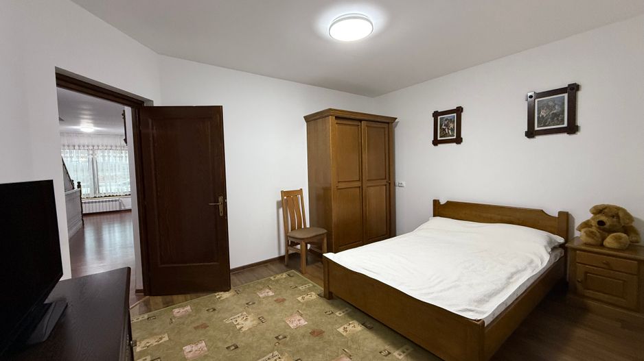 Casa / Vila cu 7 camere de vanzare in Ovidiu Sud Constanta - Poză 10