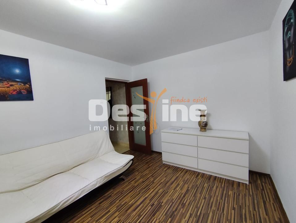 Baicoi Liliesti apartament 2 camere complet renovat, utilat si mobilat ! - Poză 4