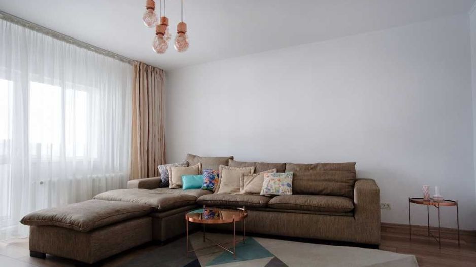 Închiriez apartament 2 camere, Mall Vitan, renovat, boiler - Poză 2