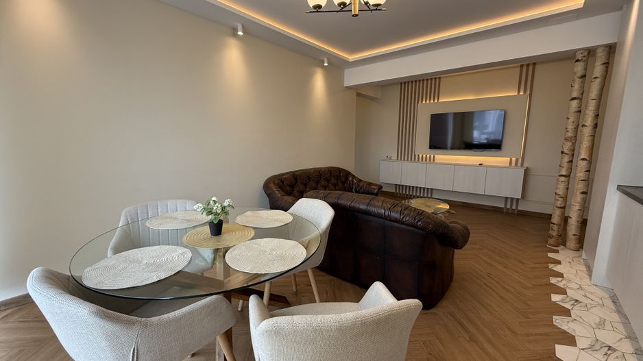 Apartament spațios și luminos cu 3 Camere I Rădăuți - Poză 20