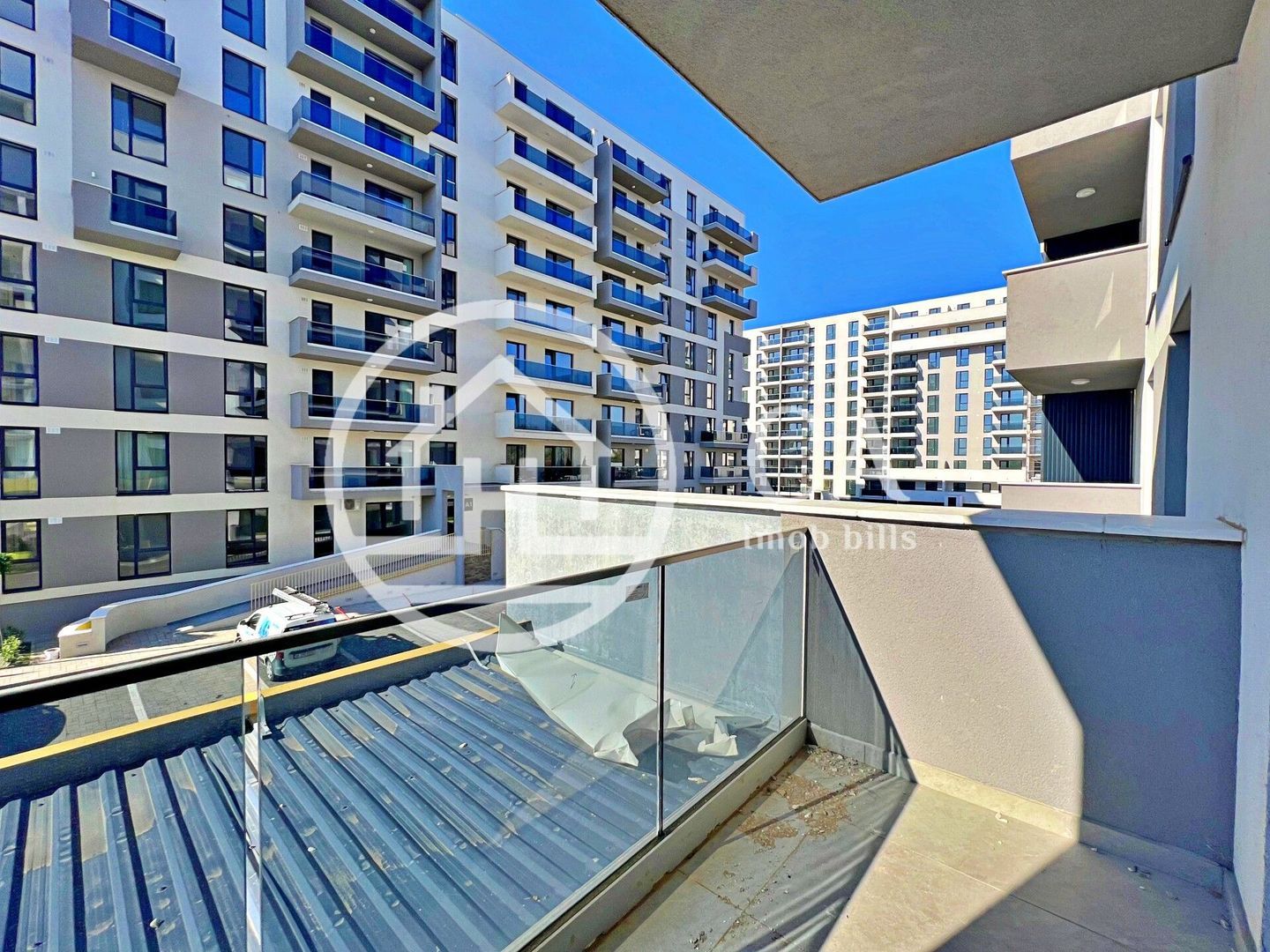 Apartament cu 2 camere de vânzare in Prima Arena, Oradea - Poză 2