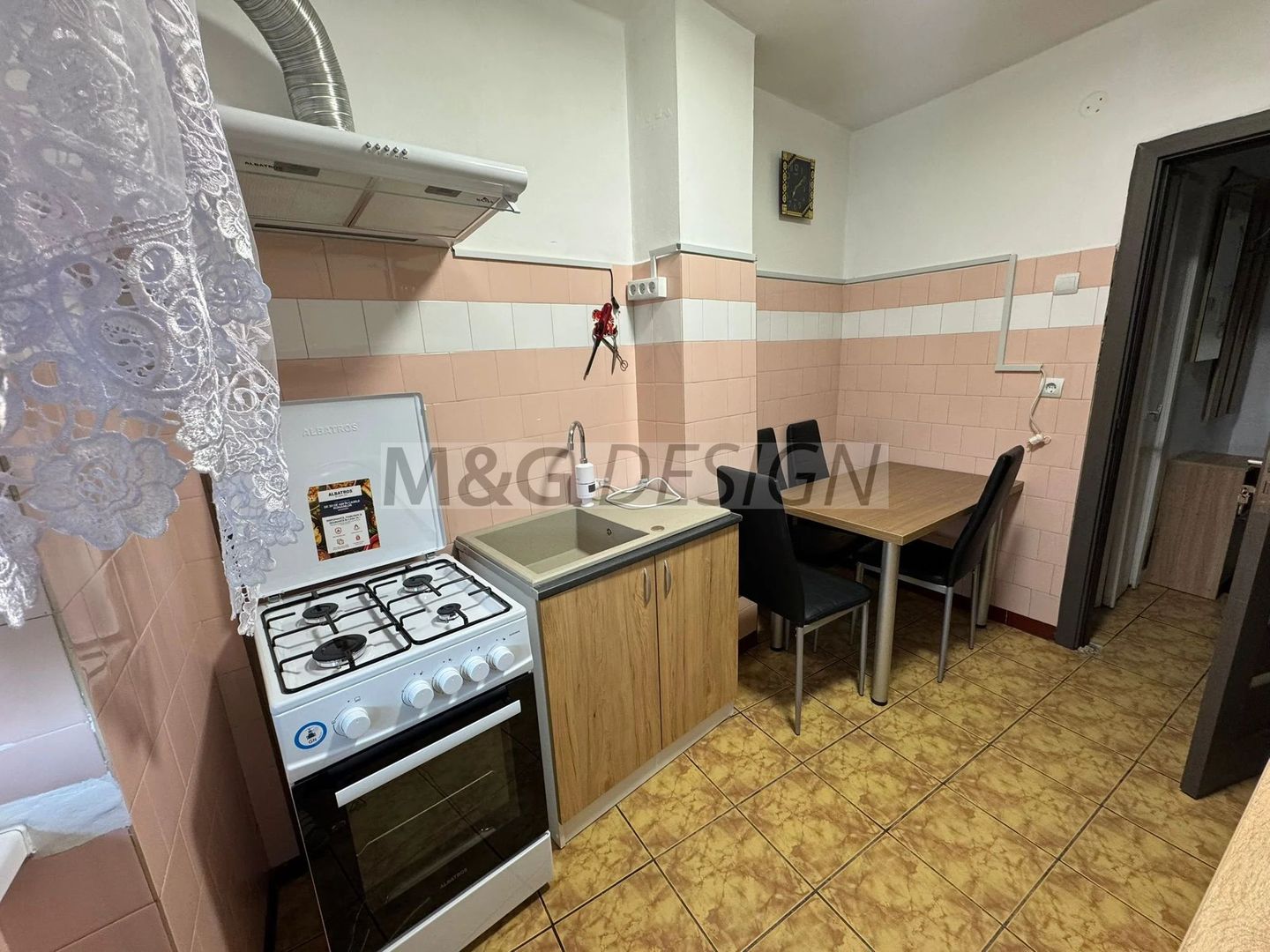 2 cam decomandat Utracentral -Catedrala - Poză 12